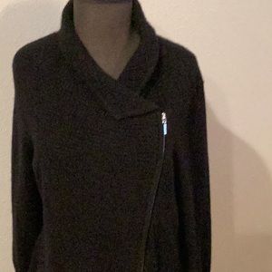Isaac mizrah live ( from QVC) never worn. Black size medium.